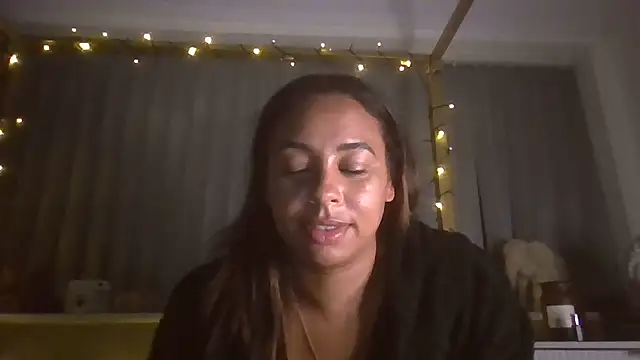 Snapshot of bigbootyjayda chatting on September 16, 9:05 pm bigbootyjayda online show from September 16, 9:05 pm