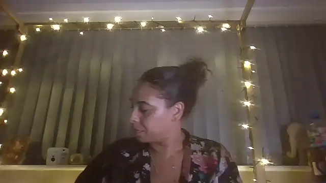 Snapshot of bigbootyjayda chatting on September 18, 10:45 pm bigbootyjayda online show from September 18, 10:45 pm