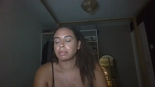 Snapshot of bigbootyjayda chatting on October 5, 9:02 pm bigbootyjayda online show from October 5, 9:02 pm