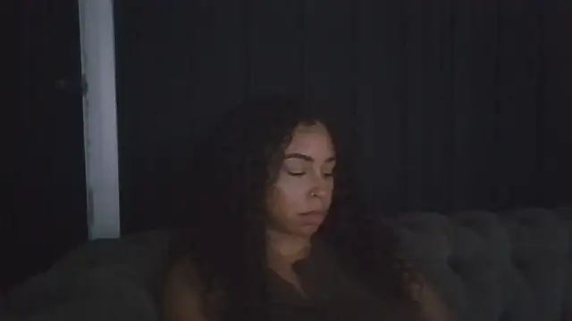 Snapshot of bigbootyjayda chatting on October 13, 9:15 pm bigbootyjayda online show from October 13, 9:15 pm