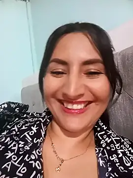 ELISA 90 online show from January 29, 10:01 pm