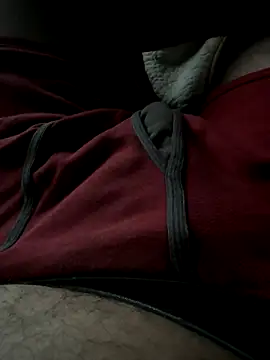 jrizz215 online show from December 14, 1:44 am