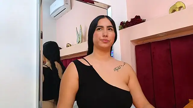 Snapshot of JESSYCORTES chatting on January 24, 4:49 pm JESSYCORTES online show from January 24, 4:49 pm