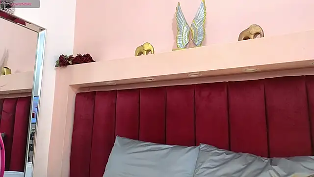 Snapshot of JESSYCORTES chatting on February 10, 1:44 pm JESSYCORTES online show from February 10, 1:44 pm