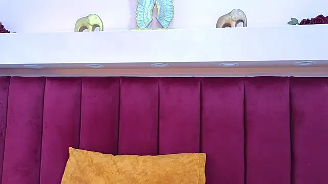 Snapshot of JESSYCORTES chatting on February 27, 1:38 pm JESSYCORTES online show from February 27, 1:38 pm