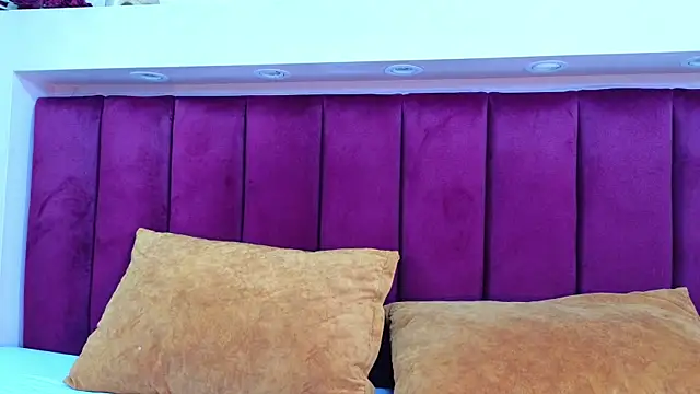 Snapshot of JESSYCORTES chatting on March 5, 1:50 pm JESSYCORTES online show from March 5, 1:50 pm