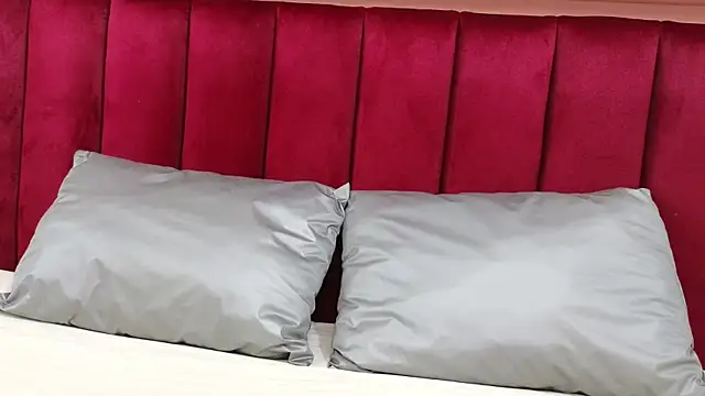 Snapshot of JESSYCORTES chatting on March 10, 2:16 pm JESSYCORTES online show from March 10, 2:16 pm