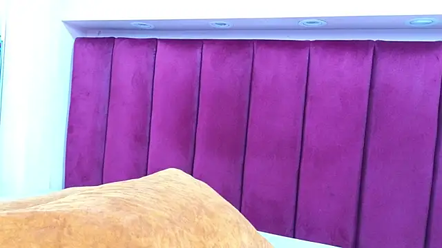 Snapshot of JESSYCORTES chatting on March 17, 2:34 pm JESSYCORTES online show from March 17, 2:34 pm