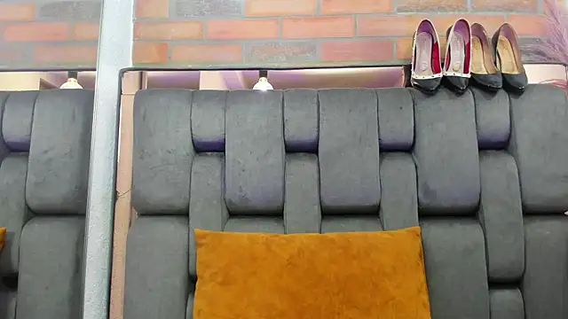 Snapshot of JESSYCORTES chatting on October 3, 2:14 pm JESSYCORTES online show from October 3, 2:14 pm