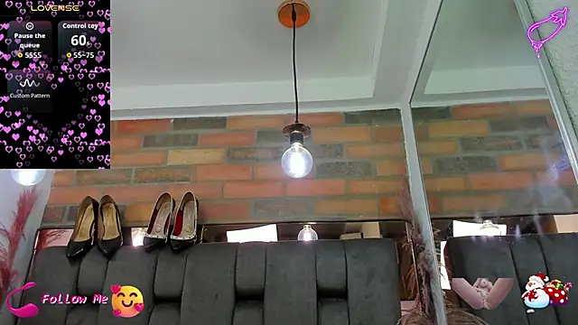 Snapshot of JESSYCORTES chatting on November 22, 2:49 pm JESSYCORTES online show from November 22, 2:49 pm