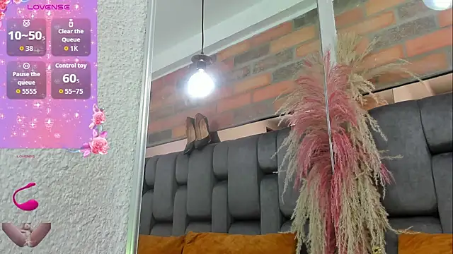 JESSYCORTES online show from February 27, 10:43 pm