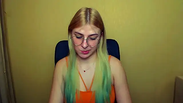 Snapshot of Luna_Lush_ chatting on January 28, 11:28 am Luna Lush online show from January 28, 11:28 am