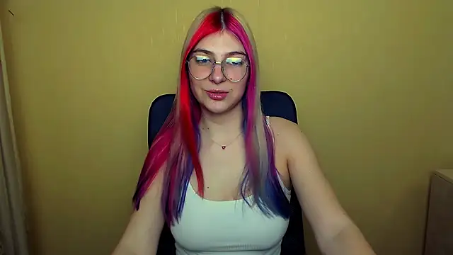 Snapshot of Luna_Lush_ chatting on March 1, 7:19 am Luna Lush online show from March 1, 7:19 am