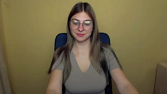 Snapshot of Luna_Lush_ chatting on September 17, 10:06 am Luna Lush online show from September 17, 10:06 am