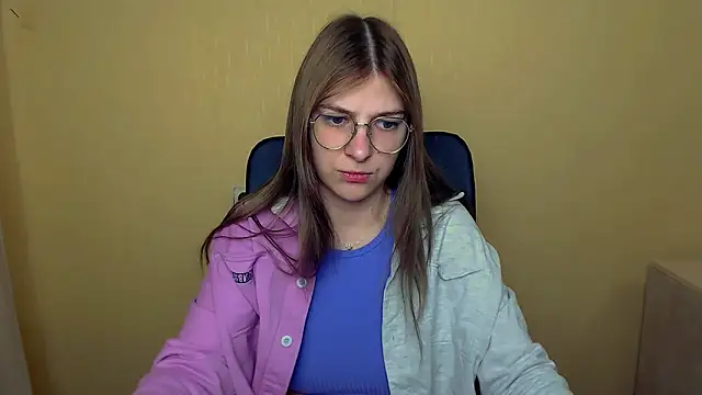 Snapshot of Luna_Lush_ chatting on October 10, 9:08 am Luna Lush online show from October 10, 9:08 am