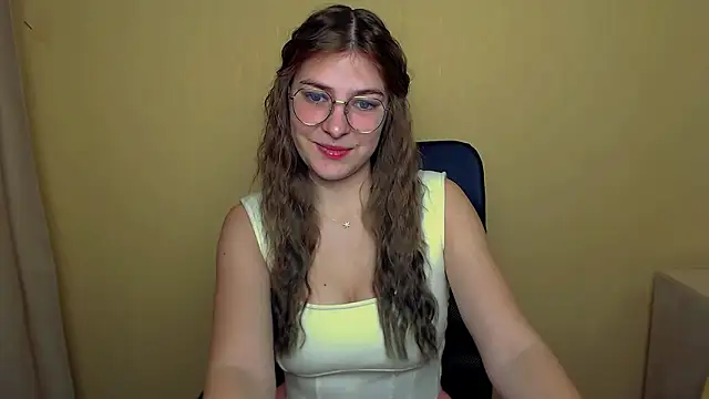 Snapshot of Luna_Lush_ chatting on October 17, 5:32 am Luna Lush online show from October 17, 5:32 am