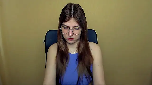 Snapshot of Luna_Lush_ chatting on March 11, 10:21 am Luna Lush online show from March 11, 10:21 am