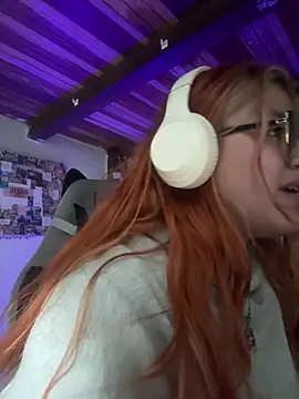 SophiaWeestt99 online show from May 9, 4:17 am