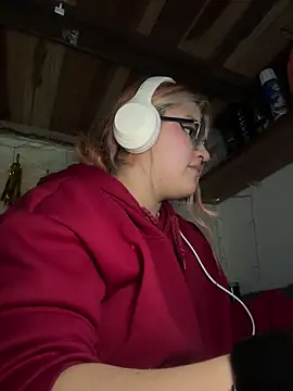 SophiaWeestt99 online show from May 19, 4:30 am