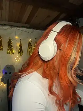 SophiaWeestt99 online show from May 22, 2:51 am