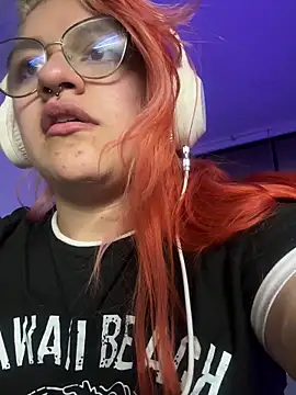 SophiaWeestt99 online show from June 4, 3:01 am