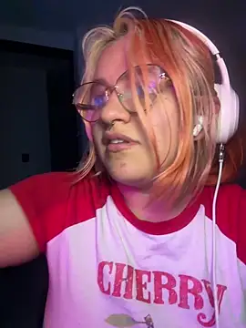 SophiaWeestt99 online show from June 5, 5:36 am