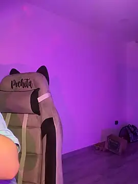 SophiaWeestt99 online show from June 9, 2:23 am