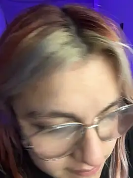 SophiaWeestt99 online show from August 4, 3:10 am