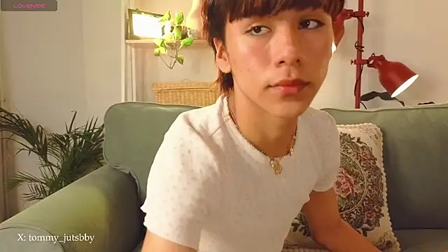 Tommyfoxboy online show from June 6, 1:38 pm
