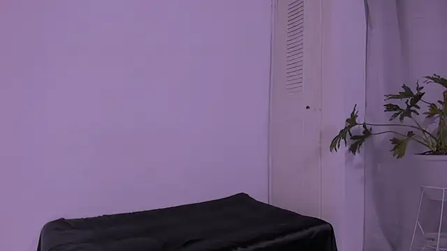 Miiafoxxx online show from October 25, 2:19 am