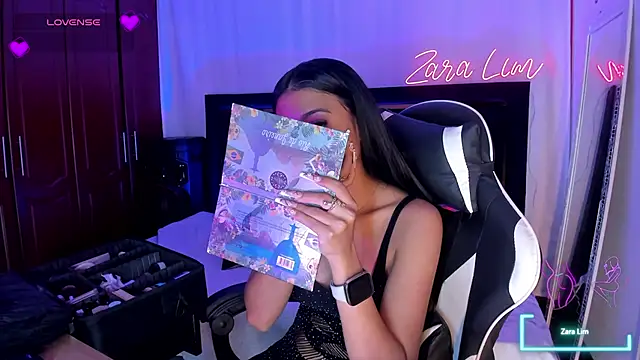 Snapshot of ZaraLim chatting on November 13, 9:36 pm ZaraLim online show from November 13, 9:36 pm