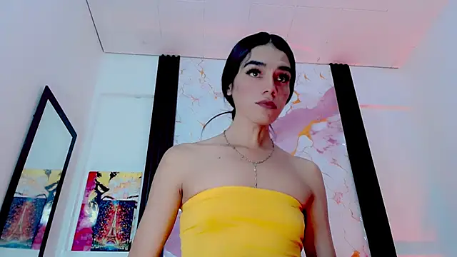 Diosiris Riannys online show from July 18, 11:25 am