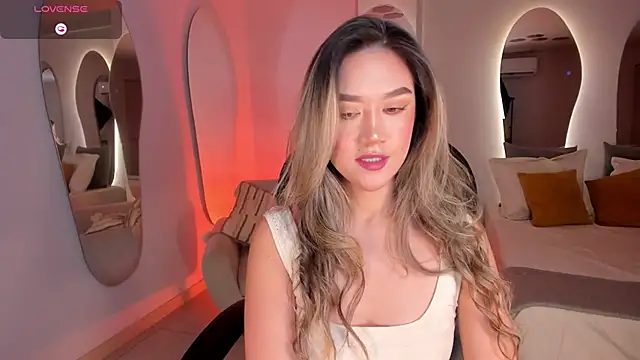 RebeccaHudson online show from March 2, 11:09 pm