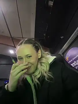 M1ssyk1ssy online show from January 4, 11:17 pm