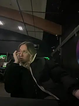 M1ssyk1ssy online show from January 26, 1:09 am