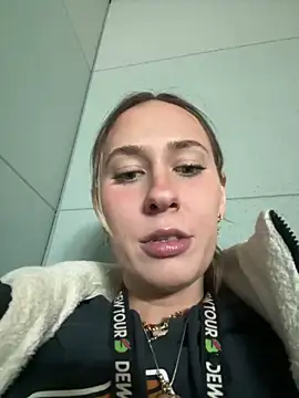 M1ssyk1ssy online show from February 3, 5:03 pm