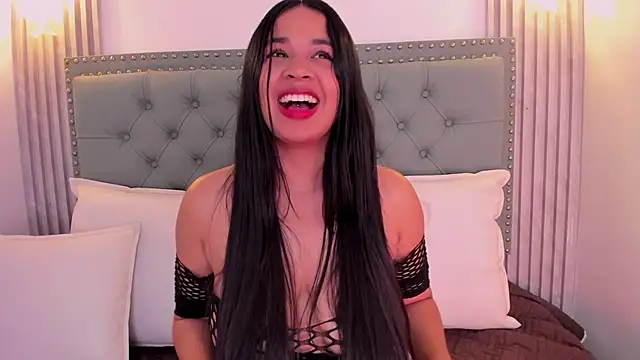 Snapshot of Aitana98_ chatting on January 25, 4:23 am Aitana98 online show from January 25, 4:23 am