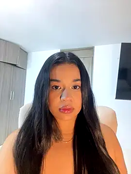 Snapshot of Aitana98_ chatting on October 5, 2:21 am Aitana98 online show from October 5, 2:21 am