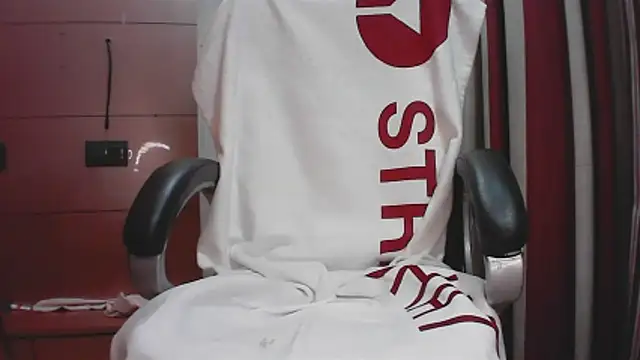 collage hoty online show from December 13, 8:47 pm