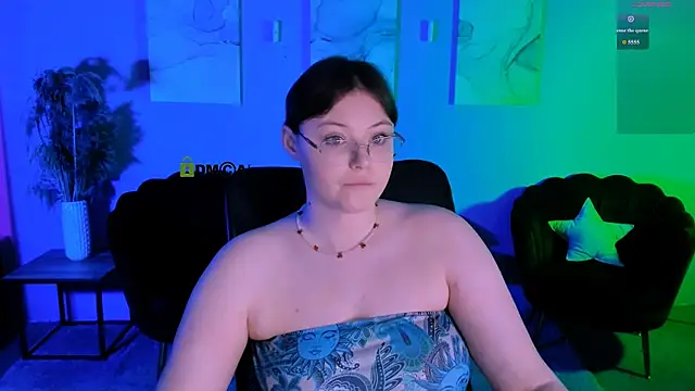 nikole kitt online show from May 19, 6:58 pm
