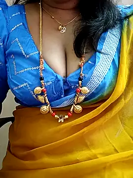 Snapshot of gaurika18 chatting on February 21, 3:34 am gaurika18 online show from February 21, 3:34 am