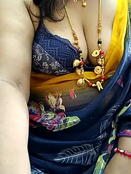 Snapshot of gaurika18 chatting on February 28, 6:54 am gaurika18 online show from February 28, 6:54 am