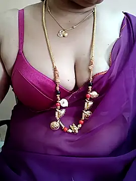 Snapshot of gaurika18 chatting on March 6, 5:46 am gaurika18 online show from March 6, 5:46 am