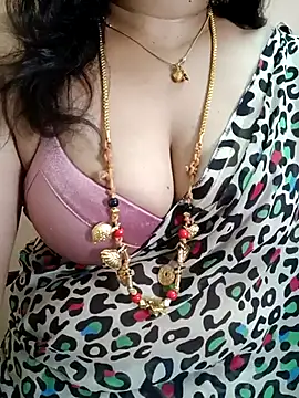 Snapshot of gaurika18 chatting on March 7, 5:18 am gaurika18 online show from March 7, 5:18 am