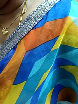 Snapshot of gaurika18 chatting on March 8, 6:32 am gaurika18 online show from March 8, 6:32 am