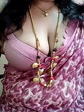 Snapshot of gaurika18 chatting on March 10, 5:43 am gaurika18 online show from March 10, 5:43 am