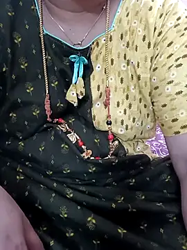 Snapshot of gaurika18 chatting on March 11, 7:47 pm gaurika18 online show from March 11, 7:47 pm