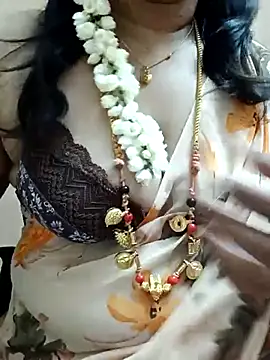 Snapshot of gaurika18 chatting on March 12, 2:56 pm gaurika18 online show from March 12, 2:56 pm