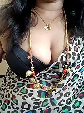 Snapshot of gaurika18 chatting on March 15, 5:19 am gaurika18 online show from March 15, 5:19 am