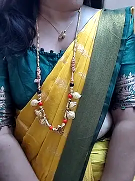 Snapshot of gaurika18 chatting on March 21, 1:56 pm gaurika18 online show from March 21, 1:56 pm